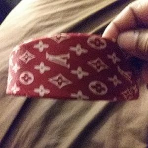 Louis Vutton headband